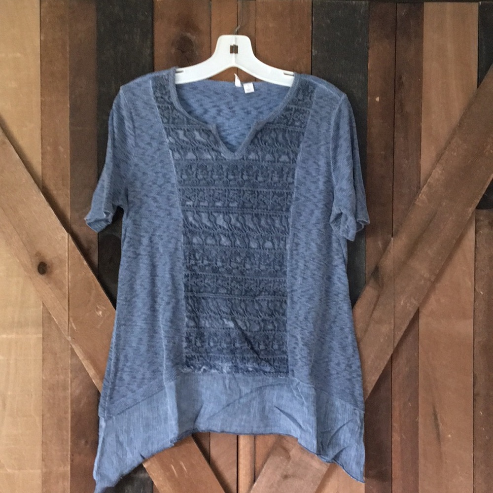 Eat. 1946 woman’s top